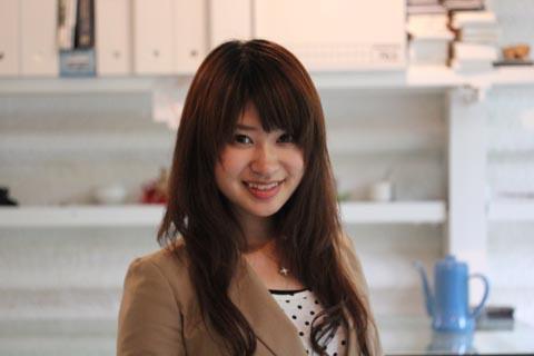 「S★UTHERN CROSS」(サザンクロス)の愛華さん 「S★UTHERN CROSS」(サザンクロス)の愛華さん