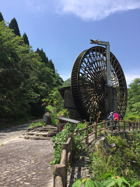 ドラゴンバレー滝ノ山渓流〜世界一郷水車