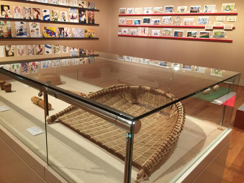 ぞ展